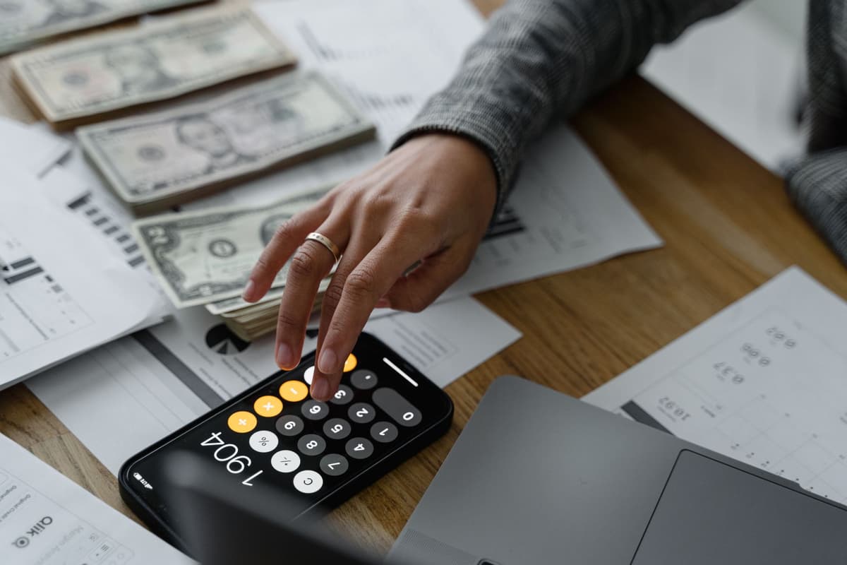 Tracking Smart Money Wallets on Solana: A 2026 On-Chain Strategy