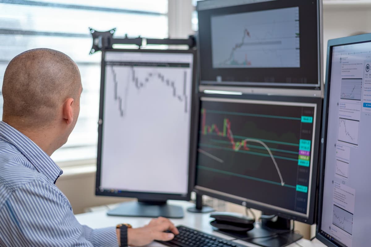 Solana Liquidity Shift: Tracking the 2026 DEX Rotation