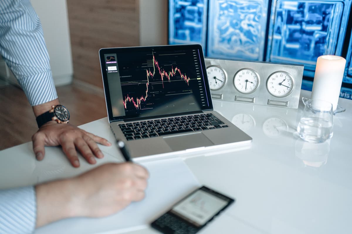 Bitcoin Hari Ini 2026: Navigating Market Corrections and Emotional Discipline