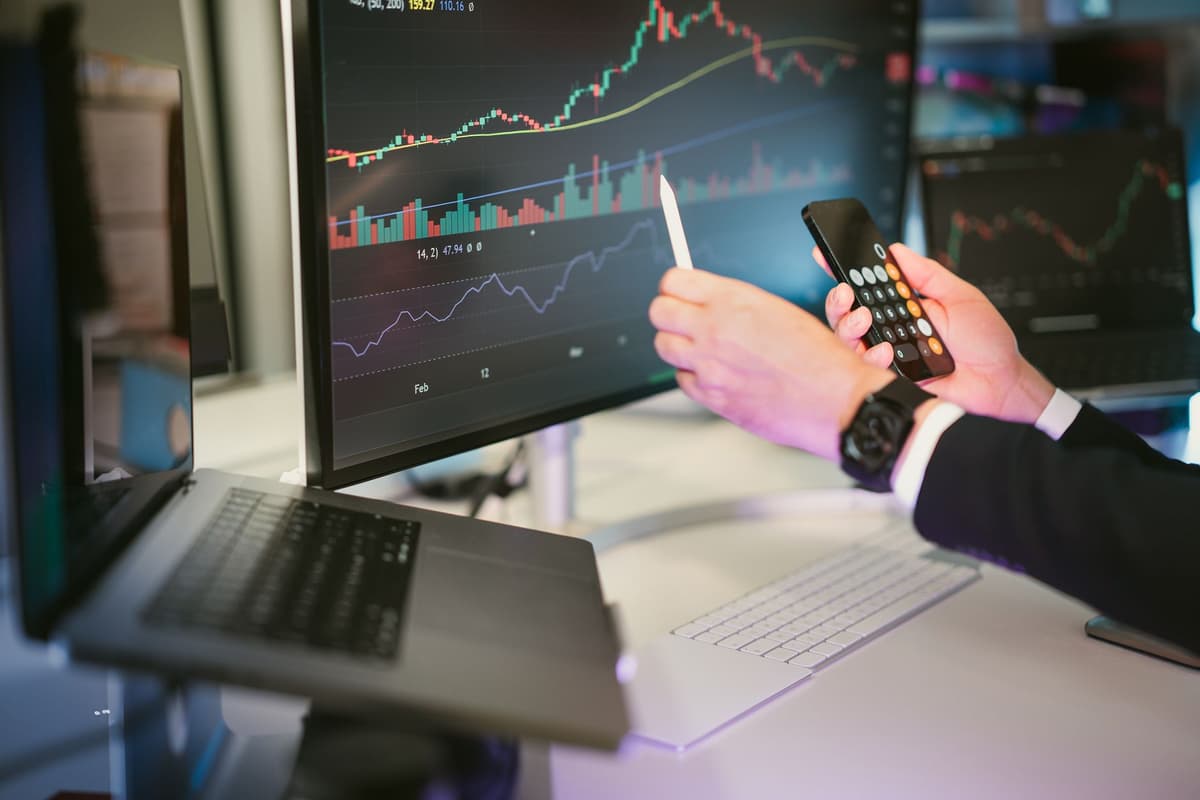 Memecoin Playbook 2026: Analyzing Wallets, Liquidity, and Holder Concentration