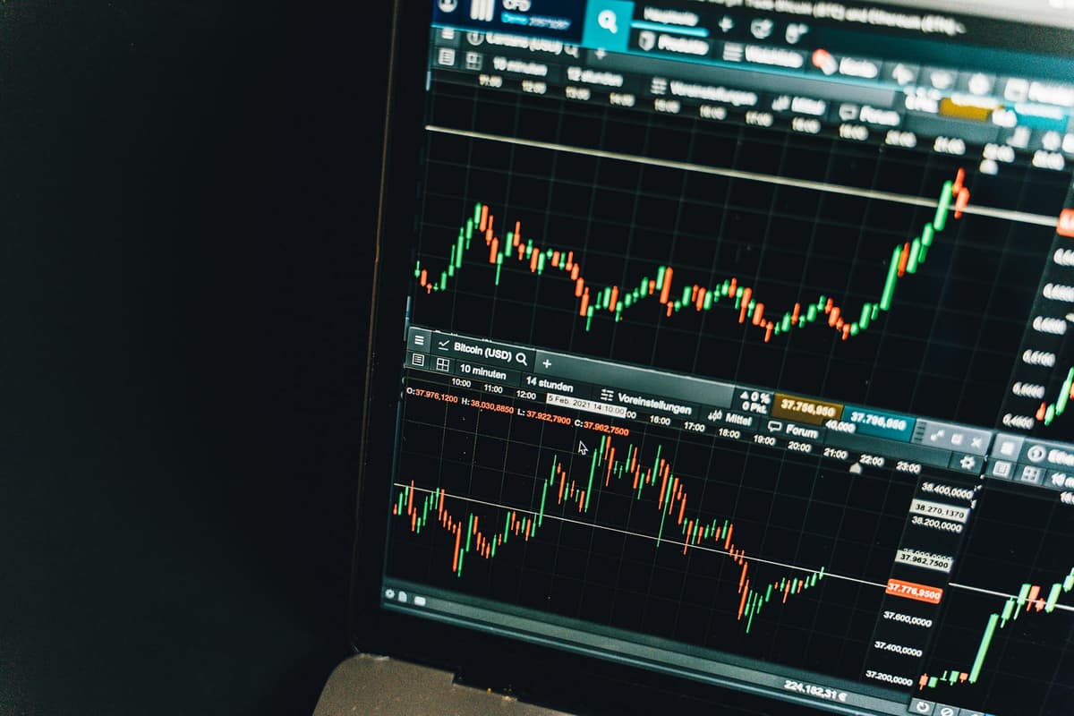 On-Chain Analysis: Tracking Fresh Wallets Before a Memecoin Narrative Explodes