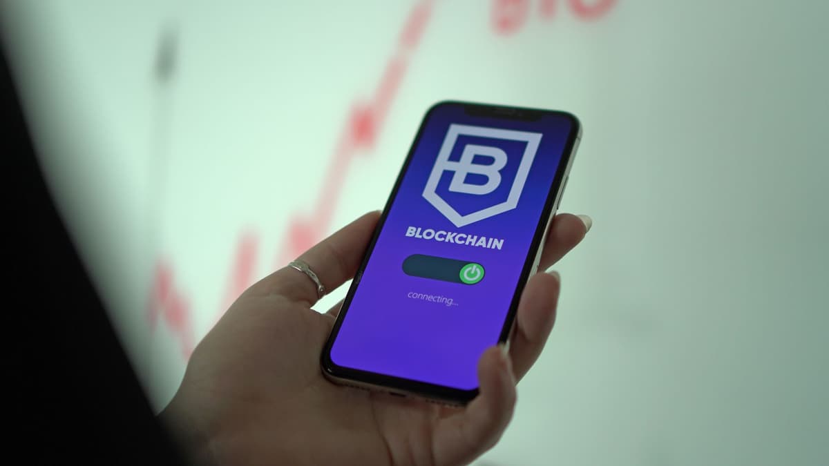 Solana Rug Pulls 2026: Identifying On-Chain Red Flags Before You Trade